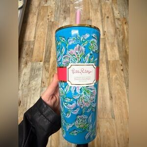 Lilly Pulitzer Tumbler with Straw Cumulus Blue - Chick Magnet - Gold Lid Cup